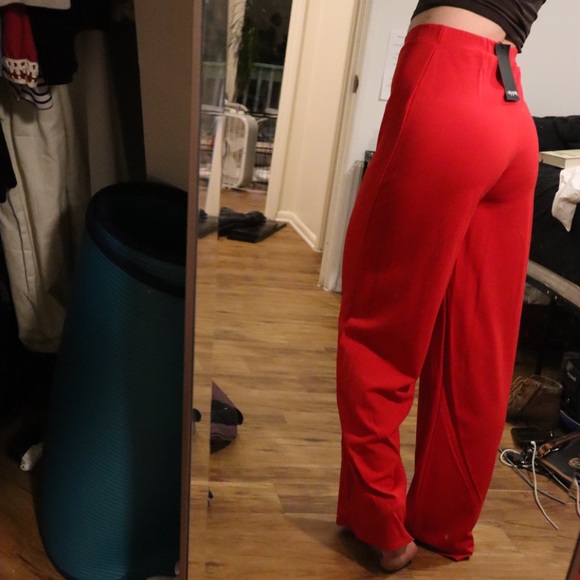 Nasty Gal Brand New Red Flowy Bell Bottoms - Picture 4 of 6